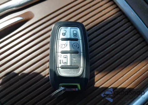 2017 Chrysler Pacifica Limited из США, поврежденный, VIN 2C4RC1GGXHR705963